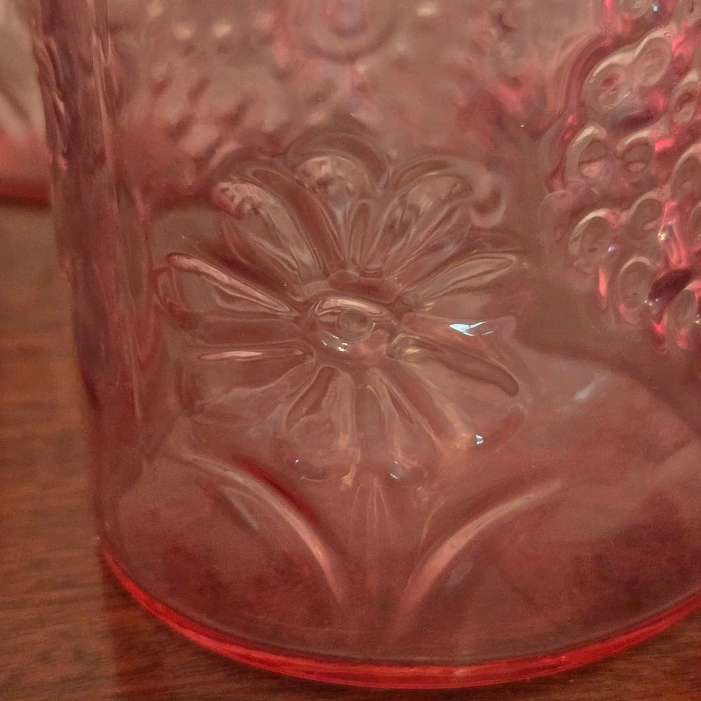 Vtg Pink Floral Embossed Glass Tumblers Set of 7 Retro Drinking Glasses 3.5"x3" - Picture 3 of 8